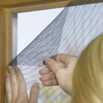 Yapışkanlı Çift Kanat Sineklik - Görsel 2